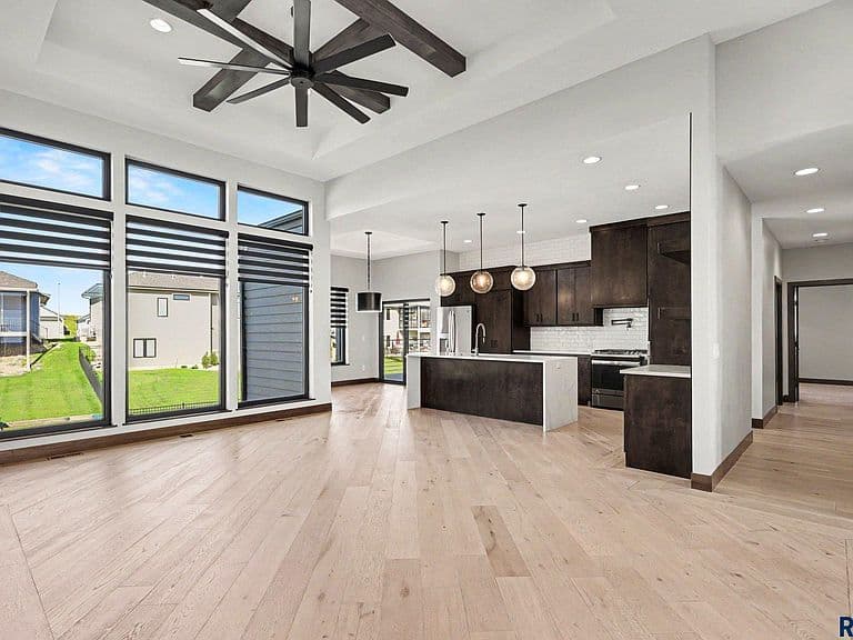 6701 E Spitfire Cir photo 3