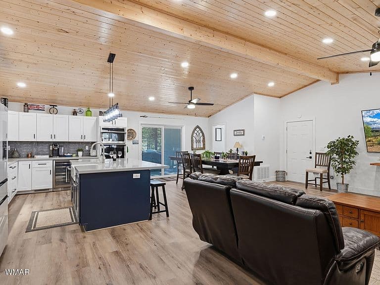 856 Coconino Loop photo 4