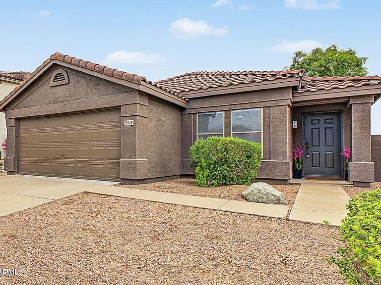 5015 E Peak View Road photo 4