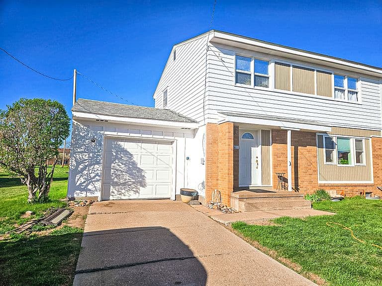 337 Walnut Ct photo 1