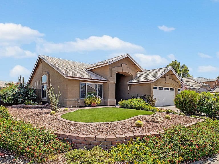 4890 W GERONIMO Street photo 2
