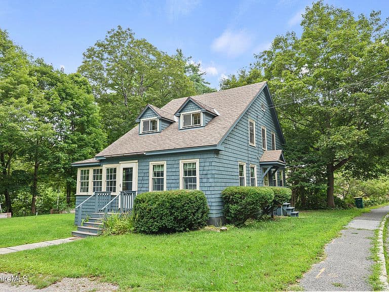 253 North St photo 4