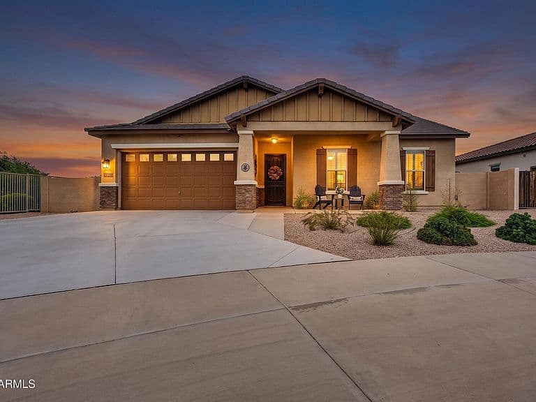 22148 E Pecan Lane photo 1
