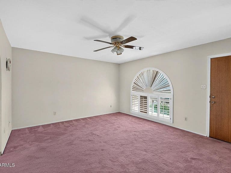 2002 W SUMMIT Place photo 4