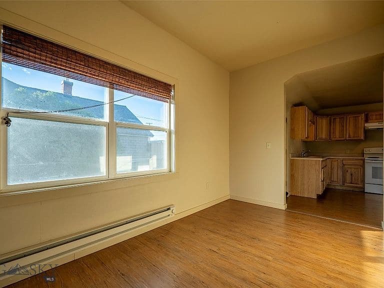 104 N K St photo 5