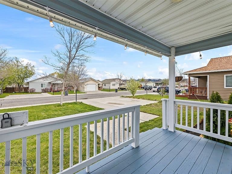 72 W Magnolia Dr photo 2