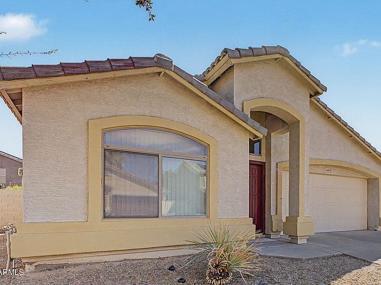 16633 W POLK Street photo 5