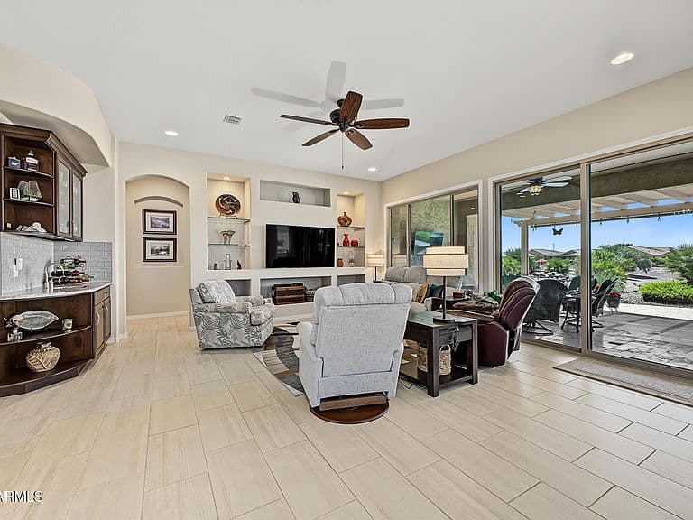 5935 W CACTUS WREN Way photo 3