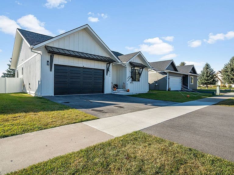 544 Evening Star Ln photo 2
