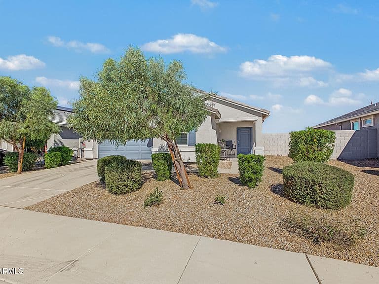 38080 W AMALFI Avenue photo 1