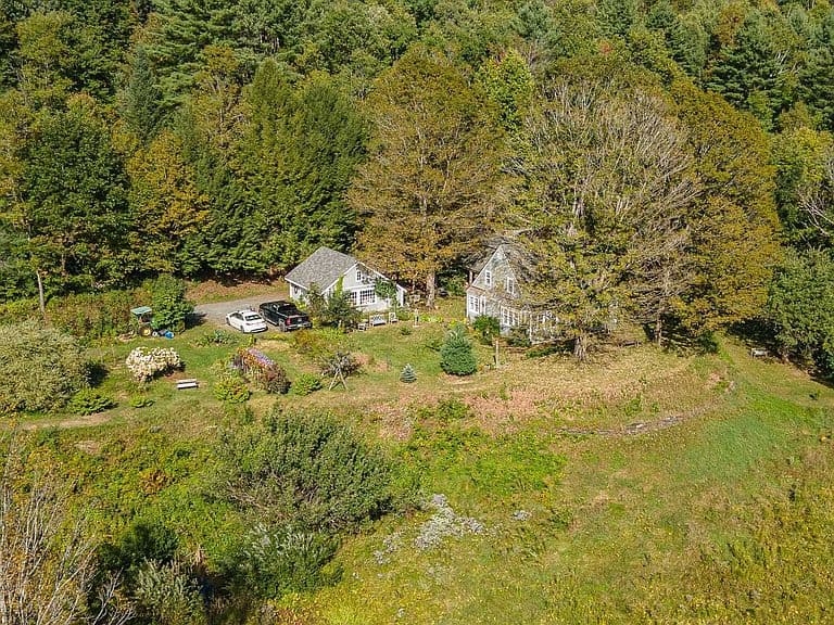 23 Brook Road photo 2