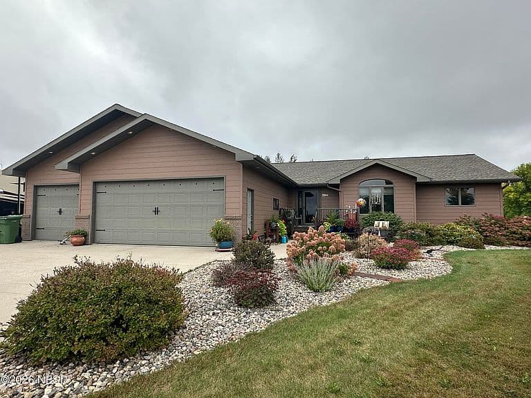 2204 S Serenity Dr photo 1
