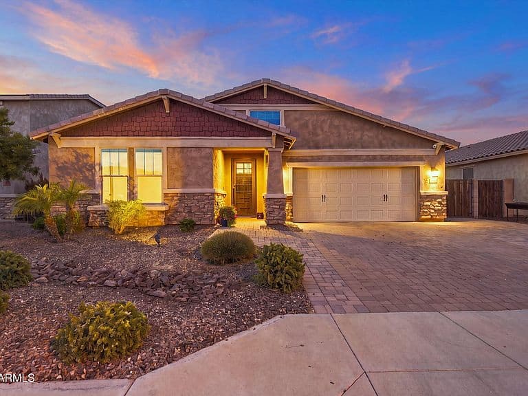 3874 E STRAWBERRY Drive photo 1