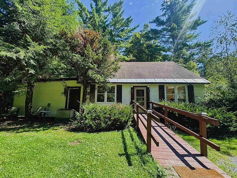 398 Tubs Road photo 2