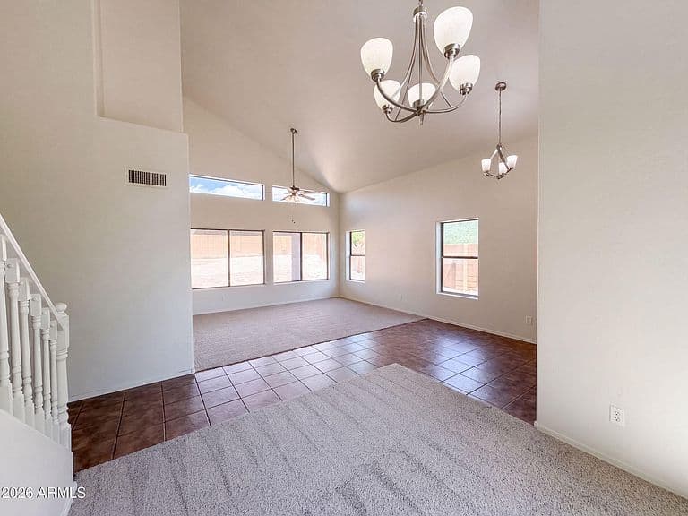 25798 W HILTON Avenue photo 3