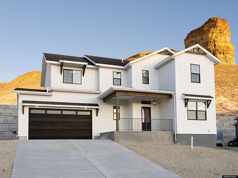 621 Memory Ln photo 1