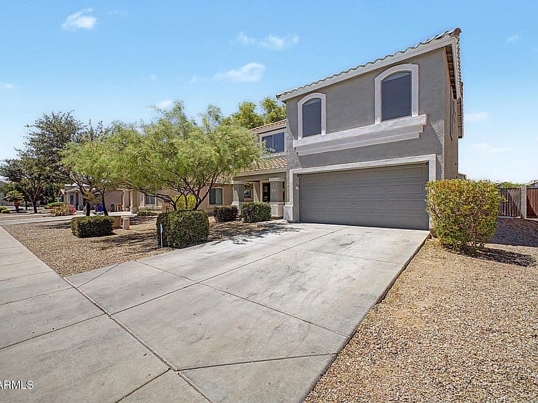 1610 W SAN TAN HILLS Drive photo 1
