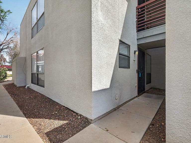 3420 W DANBURY Drive #C109 photo 2