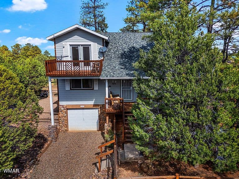 2242 Forest Park Dr photo 2