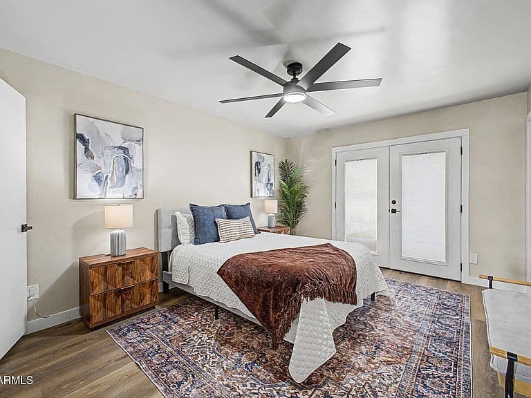 2015 E VISTA Drive photo 4
