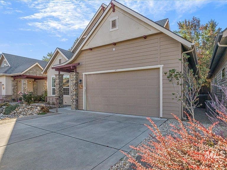 4886 N Ellicott Ln photo 4
