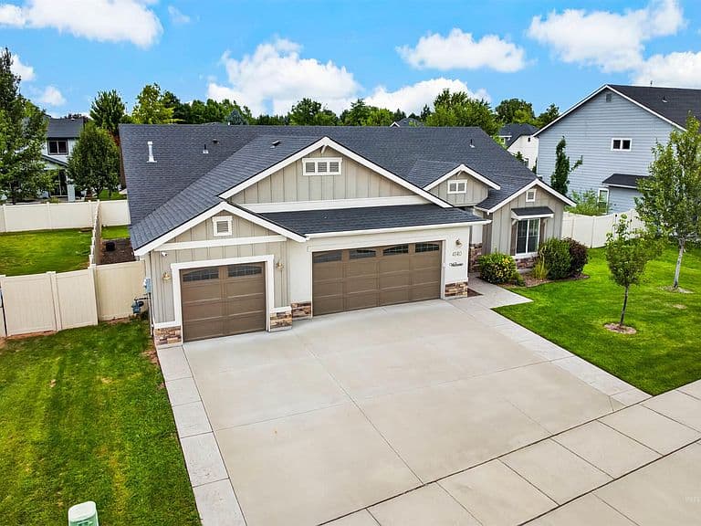 4140 W Stone House Eagle Id photo 2