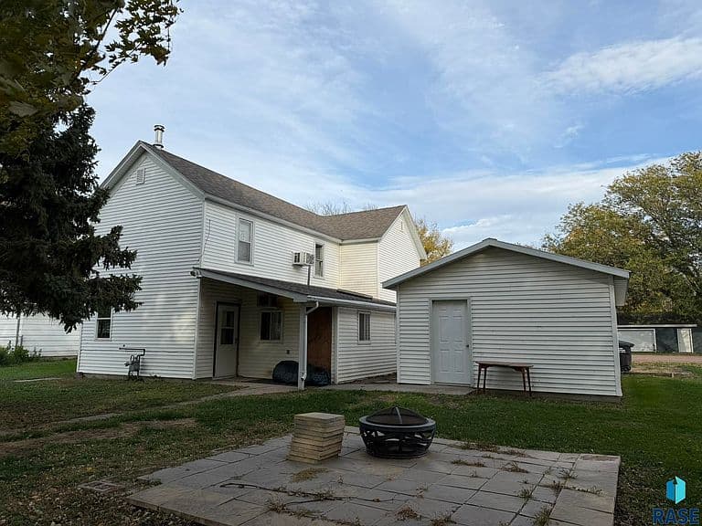 217 S High St photo 4