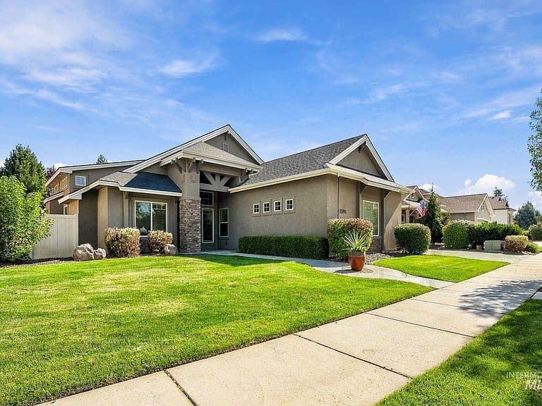 2598 E Granadillo Dr photo 2