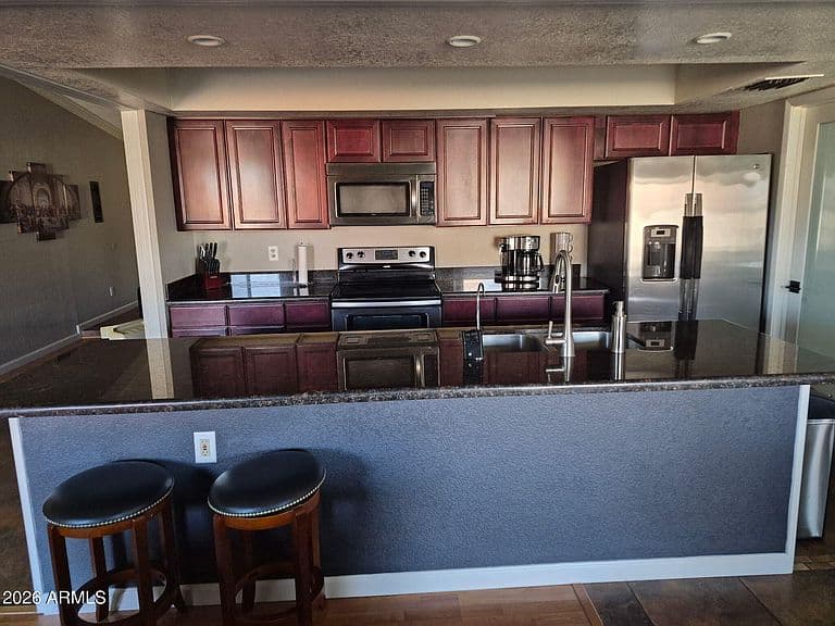 630 W Kilarea Avenue photo 4