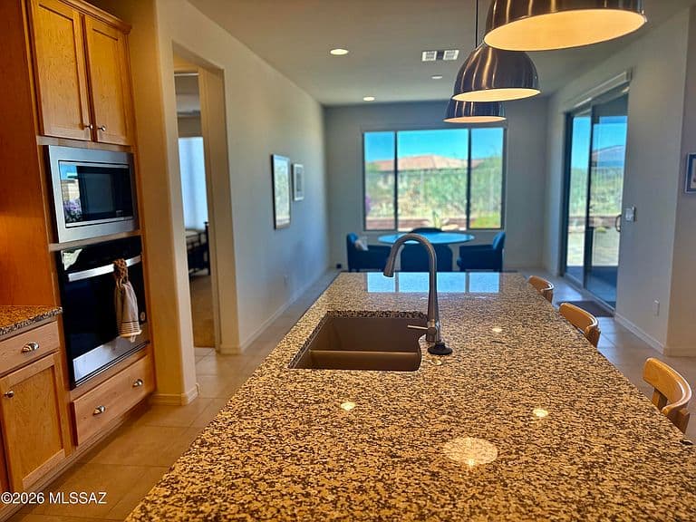 8201 S Sonoran Oak Dr photo 4