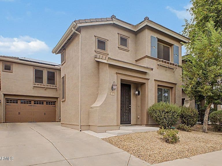 14552 W MAUI Lane photo 1