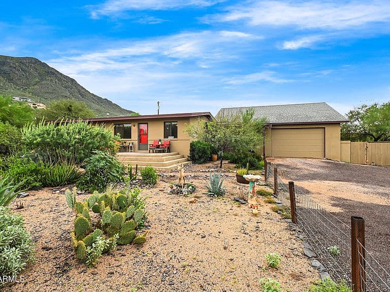 5929 E SURREY Drive photo 5