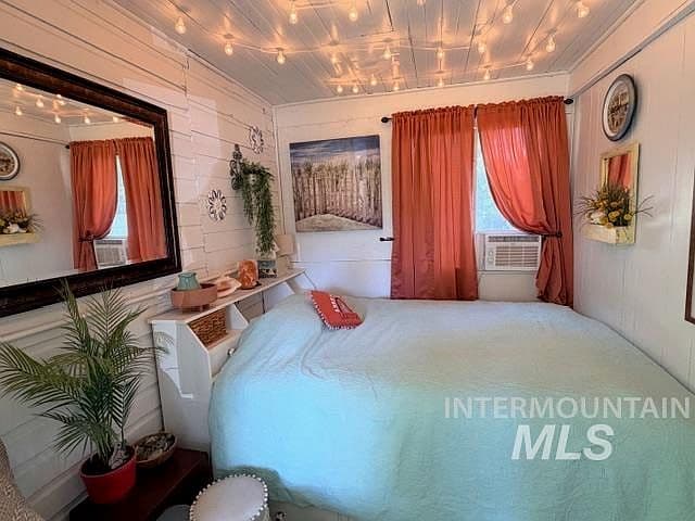 220 W Cleveland Ave photo 5