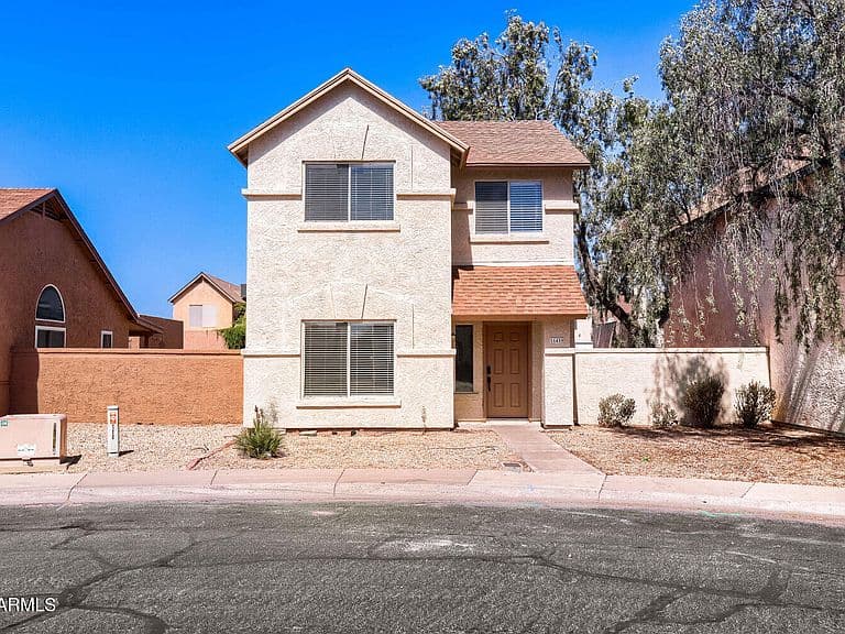 16480 N 67TH Drive photo 4