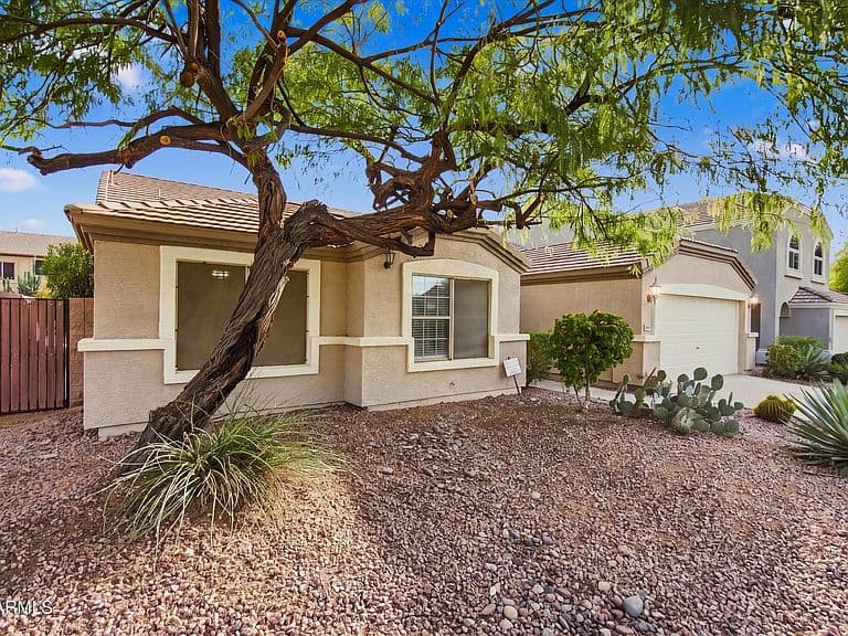 4227 E ANDREA Drive photo 2
