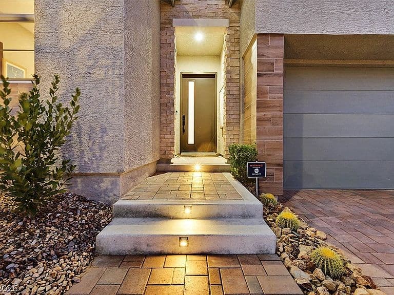 10130 Copper Meadow Ave photo 2