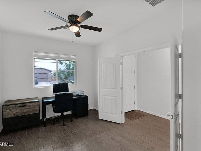 17420 W LAURIE Lane photo 5