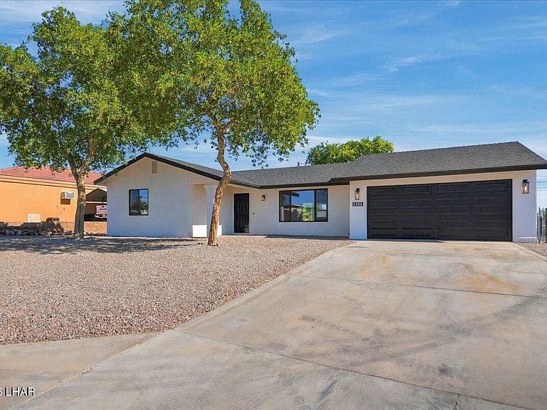 3380 Thunderhead Dr photo 3