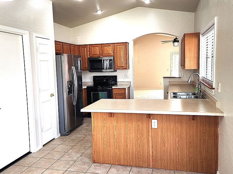 3566 S SETON Avenue photo 2