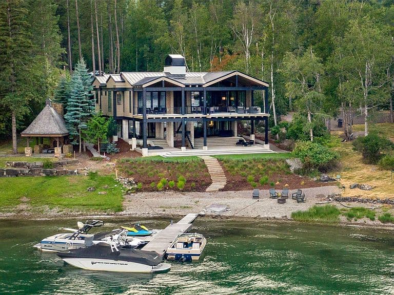 1608 W Lakeshore Dr photo 2