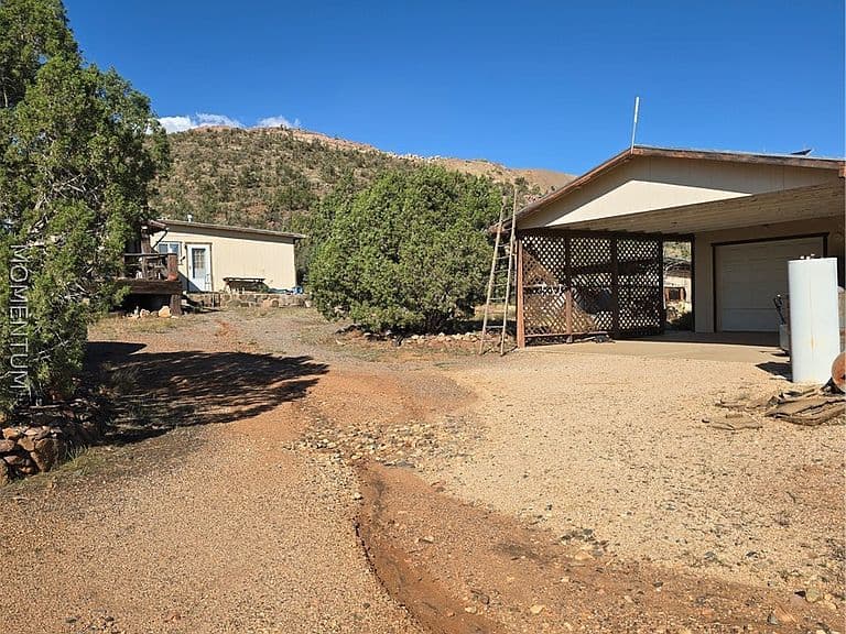 9475 E Hugunin Lane photo 3