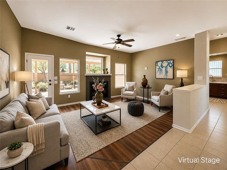 2328 Soaring Eagle Drive photo 4