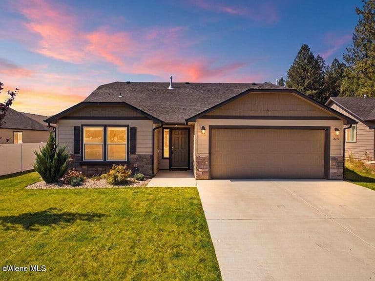 16321 N Hadley Loop photo 1