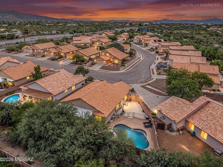 10226 E Buffaloberry Loop photo 2