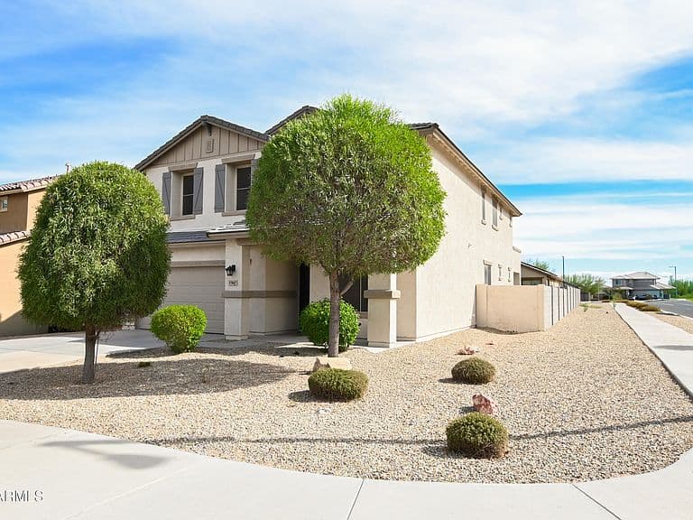 17867 W JESSIE Lane photo 3