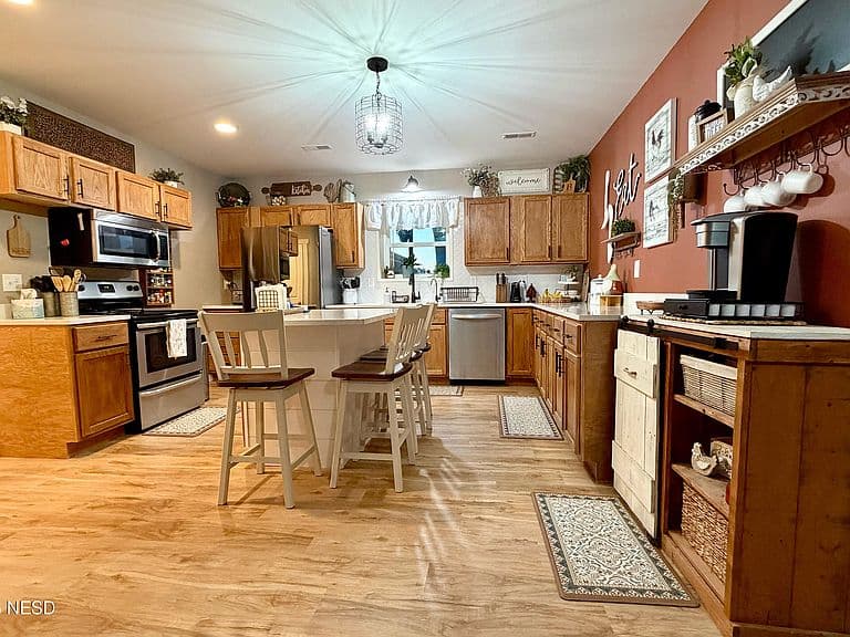 45171 180th St photo 3