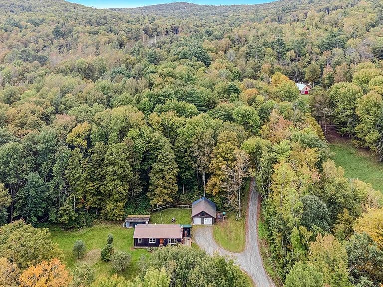 23 Biscuit Hollow Road photo 1