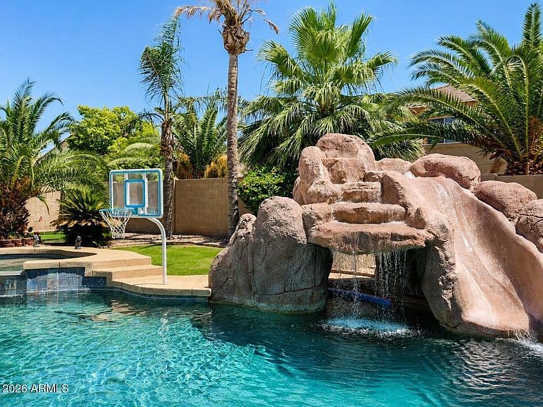 11401 E Sheridan Circle photo 1