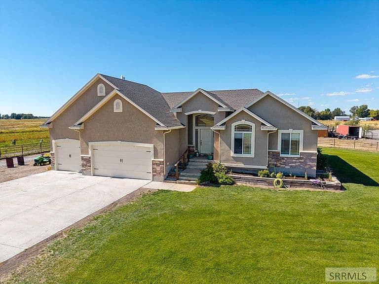 3763 N 2000 W photo 2