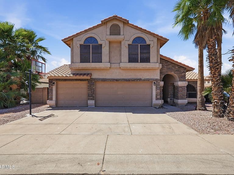 19034 N 74TH Avenue photo 1